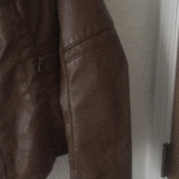 Jacket - Picture 3 of 5